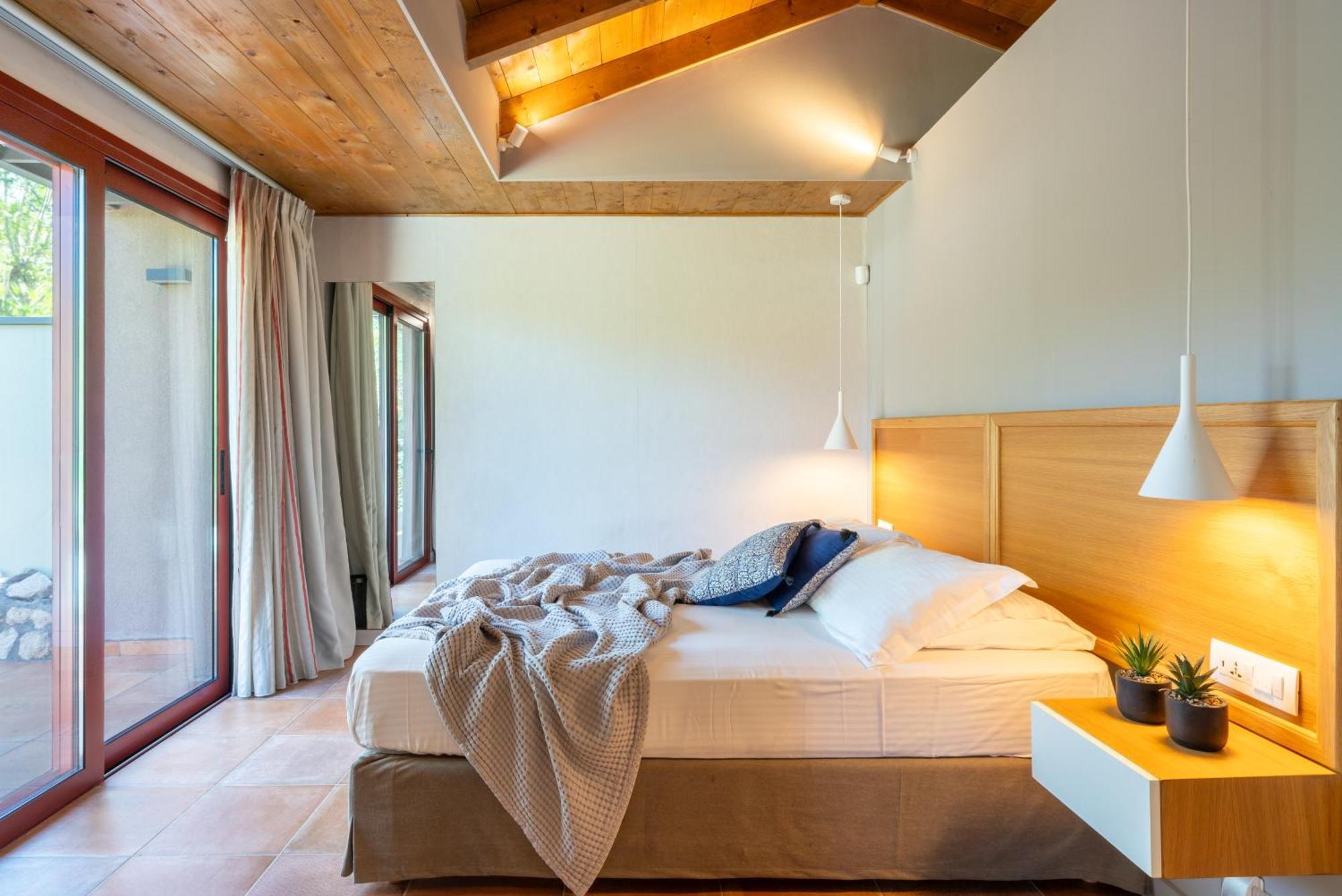Klaritz Luxury Suites ラッシ エクステリア 写真